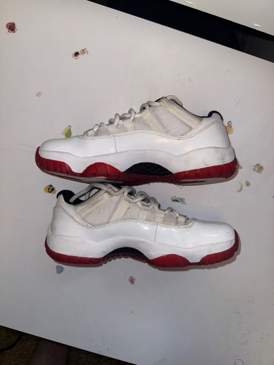 Jordan 11 low cherry bottom main image 15
